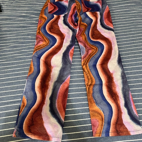 NA-KD Printed Straight Denim - Picture 2 of 5